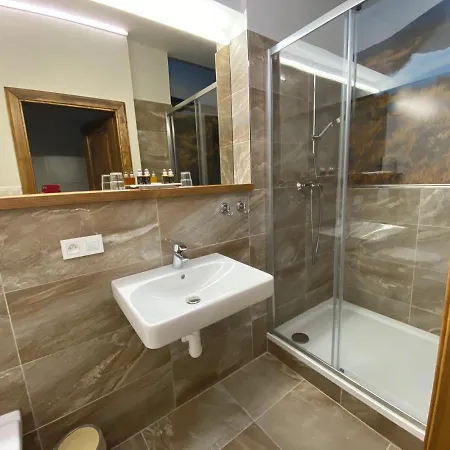 Lucni Bouda Hotel Pec pod Snezkou
