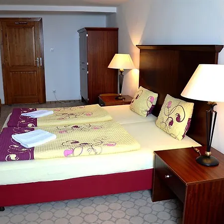 Lucni Bouda Hotel