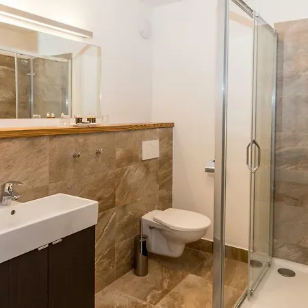 Hotel Lucni Bouda