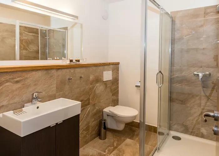 Hotel Lucni Bouda